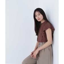 メタルボタンフリルスリーブブラウス | ナチュラルビューティーベーシック(NATURAL BEAUTY BASIC)