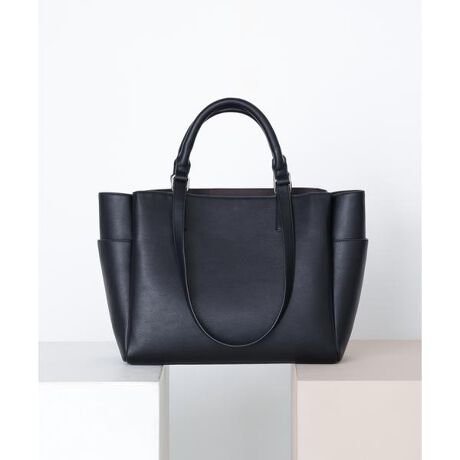 [^ԁF0175281702]ʋ΃V[ɂ҂ȃVv@\IȃfUC̃g[gobOBnhAV_[2WAYdlŁAVvȃfUCȂA[͂̂eʂƋ@\Iȃ|Pbg˂낦ACeBA4TCYΉ̂قTCh̔}`|PbgAybg{g}C{gA܂ݎPȂǂ𗧂ĂԂŎ[łAEg|PbgȂǁAו̐ڂɂ֗łBf̒p摜̏ꍇA̓ɂAۂ̐FƈقȂČ邱Ƃ܂BF́AiP̂̉摜QƂB