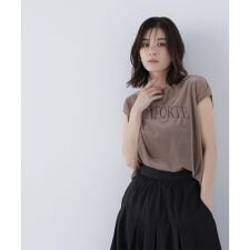 ベロアロゴ刺繍トップス