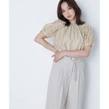 シャーリングネックフリルブラウス