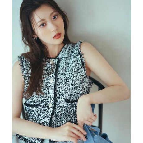 [^ԁF0175275800]jbgŃcC[h\Aʊ̂jbgWBS[hJ[tiȃANZgɂȂ܂B݂AAɃtW{ĉ؂₩oBC[hŃR[fBl[g͋̕CςȂAOV[YĂ܂Bfށ̈Ⴄjbggݍ킹AyT}[jbggpĂ܂BڍׁdlEO{^nEȂEȂ ^ EȂ ^ LkE萶ňEʁf̒p摜̏ꍇA̓ɂAۂ̐FƈقȂČ邱Ƃ܂BF́AiP̂̉摜QƂB