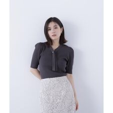 ナチュラルビューティーベーシック(NATURAL BEAUTY BASIC)のボウタイリブニット