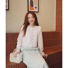 ナチュラルビューティーベーシック(NATURAL BEAUTY BASIC)のハートボタンニットジャケット