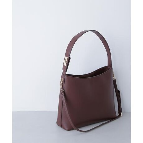 [^ԁF0175282812]OZ[̃}nb^ChV_[obOAm[gp\RA4TCYɎ[łfUCɃAbvf[gInh̃^[~j}@\IȃV_[obOłBOł郍OV_[tŁANX{fB\B܂AOV_[gpɂ̓V[gnh̃^[OAnhZp[gƁAobO̒Ɏ[ł̂ŎזɂȂȂ̂A4TCY[łXbLƂfUCŎtHȂ_炩A|ɏeɂނ̂ŁAdV[ɂg₷߂łBf̒p摜̏ꍇA̓ɂAۂ̐FƈقȂČ邱Ƃ܂BF́AiP̂̉摜QƂB