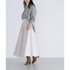 ボリュームフレアスカート