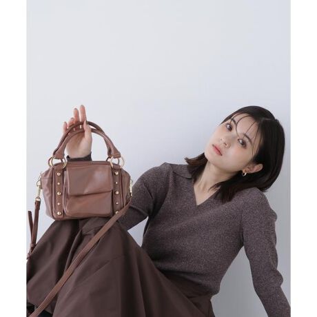 [^ԁF0175280901]OggifڃACe^p[cꂽBe[W[hY{XgobOłB{fB͎Ԃoď_炩Ȃ悤ȃGifނgpBOłV_[XgbvtłBNgh̃uEnƑ̗ǂANCsNƃtHM[I[ũjAV[ȃJ[𑵂܂Bf̒p摜̏ꍇA̓ɂAۂ̐FƈقȂČ邱Ƃ܂BF́AiP̂̉摜QƂB