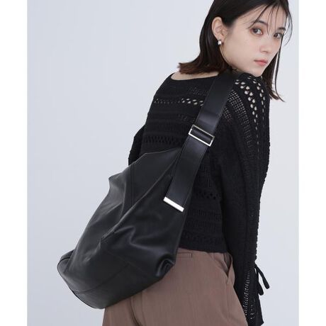 [^ԁF0175282800]gh̃Be[WtFCNU[ӂ񂾂Ɏgp{[̂郏V_[obOłBV_[xg͒߉\BƗ̂fނȂ̂ő̂Ȃ݂悭A傫ɂfUCłBm[gp\RA4ނ[łTCYɁAbv⃏CXCzȂǂ̏A}CN|Pbgt֗ȃfBe[͂łBf̒p摜̏ꍇA̓ɂAۂ̐FƈقȂČ邱Ƃ܂BF́AiP̂̉摜QƂB