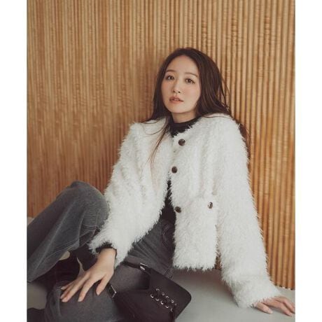 [^ԁF0175255950]OggifڃACe邭ƂJ[[ȃtFCNt@[̃WPbgB{[ȂdȂy₩ȒSnłBoX̂Ƃ₷䊴ŁAՂƂ}[u̔zFt|CgBƂ̂{fBȂ̂ŁAɌ̃jbg킹ĂɒĂ܂Bfjƍ킹As[X̏ɉHDȂǁA̃X^CɃvX邾ŋG߂ł܂Bfށ邭ƂJ[[ȃtFCNt@[fނgpĂ܂BڍׁdlEO{^nE蓧EȂ ^ EȂ ^ LkE₠萶ňE聦f̒p摜̏ꍇA̓ɂAۂ̐FƈقȂČ邱Ƃ܂BF́AiP̂̉摜QƂB