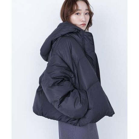 [^ԁF0175255140]NBBŐlC̃_EɐVFčēoIfC[Ɋ􂵂ĂAyĒgV[g_ER[głBX^hlbNƃt[h̃{[ŁAʂ҂ł܂BɃMU[Aݍ݂ȂgvXBɂ̓h[R[htĂAiătHoĂĂ܂BfށHтTCNO[_EgpByĒg\tgȕ̐ngpĂ̂łӂƂC̗ǂSnłBڍׁdlEOt@Xi[nE蓧EȂ ^ EȂ ^ LkEȂňEʁf̒p摜̏ꍇA̓ɂAۂ̐FƈقȂČ邱Ƃ܂BF́AiP̂̉摜QƂBdʁQlTCYMF0.77kg