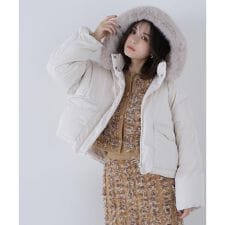 ナチュラルビューティーベーシック(NATURAL BEAUTY BASIC)のフードファーショートダウン