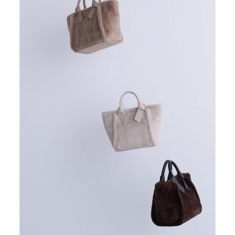 [^ԁF0175281901]lC̃{nhg[gtFCNt@[ŎdグACeB{fBɂ͖ё̊炩ȃtFCNt@[ӂ񂾂ɎgA{̂ƓF̃nhƃ{łƂ܂Ƃ߂܂BX^COɎ₷3FWJłBf̒p摜̏ꍇA̓ɂAۂ̐FƈقȂČ邱Ƃ܂BF́AiP̂̉摜QƂB