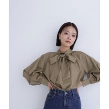 ハイネックリボンボウブラウス