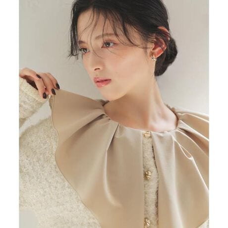 [^ԁF0175210003]OggifڃACen̂fނ̊𐶂ݏobt݃uEXB܂؂₰郉btƑ݊̂鑾߂̃JtXAꂽۂɌĂ܂BJtXɂ͏iȋPS[hJ[̃{^tāAX^CbVȃANZgɁBƊƃ[hȕ͋C𗼗l̂߂̈ꖇłBfށƂn̂鐶ngpBItzCgƃx[W͂ⓧ܂BڍׁdlEO{^nEȂEWF͂₠ ^ EȂ ^ LkEȂňEʁf̒p摜̏ꍇA̓ɂAۂ̐FƈقȂČ邱Ƃ܂BF́AiP̂̉摜QƂB