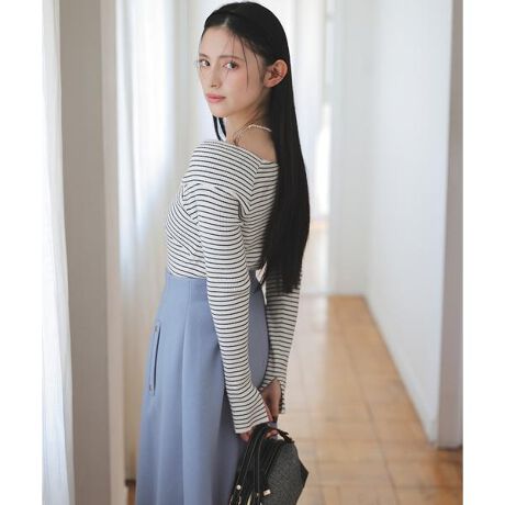 [^ԁF0175220011]OggifڃACeȂ₩ȈkW[W[fނgptAXJ[gB|PbgɕtCgS[hJ[̃hbgtAiȃANZgɂȂĂ܂BtgnM̃fUCɂāAcCꂽ1B̃EGXgVGbgȂ̂ŁAgbvX̓CłAEgłƌ܂܂BfށE[CNȃW[W[fނȂALCɈkꂽ\ʊłق茩ȂfށBȂ₩ȃnƃXgb`AH~ɂ҂̑fފłBڍׁdlEt@Xi[nE蓧EȂ ^ EȂ ^ LkE萶ňEʁV[Yi[XJ[g[iԁF0175220010] s[X[iԁF0175240010] f̒p摜̏ꍇA̓ɂAۂ̐FƈقȂČ邱Ƃ܂BF́AiP̂̉摜QƂB