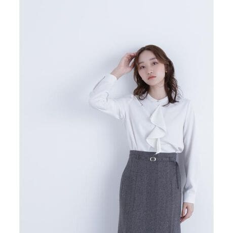 [^ԁF0175210010]؂₩2dẴbtڂAy₩ȗhꊴ炵ĂuEXB񌳂ɕtS[hJ[̖tiȃANZgɂȂĂ܂BtF~jƂƊAʋ΃X^Cɂ҂B_ubtF{^WPbgCł݊𔭊AONɂOFFX^Cɂ\ȈꖇłBfށG肪Sn悢@fނgpBW[[bg̕\ʂiȃg~fނŁAVɂȂɂ舵₷łBڍׁdlEO{^nEȂEȂ ^ EȂ ^ LkEȂňEʁf̒p摜̏ꍇA̓ɂAۂ̐FƈقȂČ邱Ƃ܂BF́AiP̂̉摜QƂB