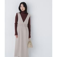 ナチュラルビューティーベーシック(NATURAL BEAUTY BASIC)のベルト付Vネックジャンスカ