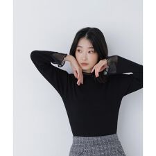 ナチュラルビューティーベーシック(NATURAL BEAUTY BASIC)のシアーフレアカフスリブニット