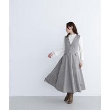 ナチュラルビューティーベーシック(NATURAL BEAUTY BASIC)のツイーディーフリンジジャンスカ