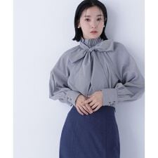 ハイネックリボンボウブラウス