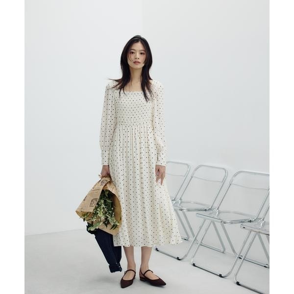 サンリオコラボ】ビッグクレリックカラー5分袖ワンピース