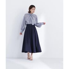 ベルテッドタックフレアスカート