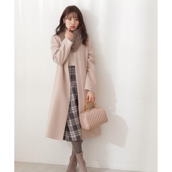 ファー付きノーカラーコート