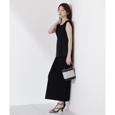 〈接触冷感〉ペプラムニットセットアップ