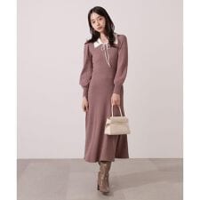 リボン衿付きニットワンピース