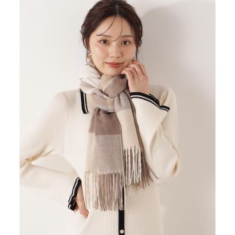 [^ԁF1215284006]~̃R[fBl[gɂ҂ȃubN`FbNXg[B_炩J[̃ubN`FbNŃJWA}fUCłBfC[ʋ΃V[܂Ŋ􂵂ĂACełBf̒p摜̏ꍇA̓ɂAۂ̐FƈقȂČ邱Ƃ܂BF́AiP̂̉摜QƂB