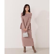 オフショルペプラムニットセット　25AW