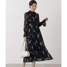 花柄プリントギャザーワンピース