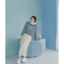 〈a／mie〉ベーシックナロースカート　26SS