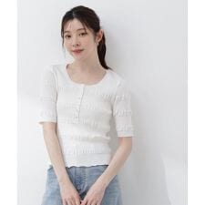 〈a／mie〉変形リブニット