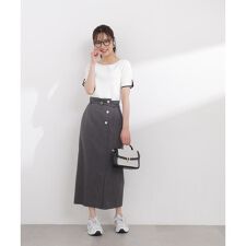 フロントデザインIラインスカート