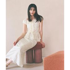 a／mie〉レースフリルカットソー | プロポーション ボディドレッシング 