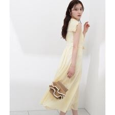 中川紅葉さん着用＞セーラーカラーレーストリムワンピース 