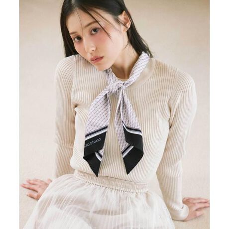 [^ԁF1255170023]JILL by JILL STUARTIWiXJ[ttjbgB`FbN􉽊wɂă|CgŃSꂽAIWiXJ[tłBXJ[t̓^e4܂肵ă[vɒʂAłJƃLCɌ܂܂B̃[vXJ[tƁA{glbÑVvjbgƂĂgfUCB{gXI΂񂹂܂BlCr[̓gh̃O[J[XJ[tɎĂ̂łXXłBBeƖ̊֌WɂAFČꍇ܂B܂p\REX}[gtHȂǂ̊ɂA኱iƉ摜̃J[قȂꍇ܂B\߂Bi̐F́AiPi摜QƉBi摜̓Tv̂߁AFTCY̎dlɕύXꍇ܂̂ŁA\߂B