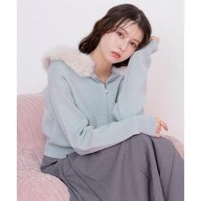 フェイクファー付きニットパーカー