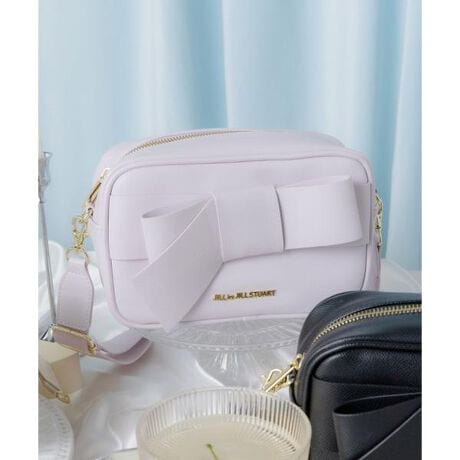 [^ԁF1255281011]JILL by JILL STUARTŐlC̃|VFbgɐV^oIAVg[ȃ{`[tlV_[|VFbgBgĥXNGAVGbg͎[͂AJ̓t@Xi[JŒgBȂg܂BV_[͂Ƃ݂̂Ō|₷dlɁB炵ƒ悢JWA𗼗AfC[Ɏg₷fUCłBBeƖ̊֌WɂAFČꍇ܂B܂p\REX}[gtHȂǂ̊ɂA኱iƉ摜̃J[قȂꍇ܂B\߂Bi̐F́AiPi摜QƉBi摜̓Tv̂߁AFTCY̎dlɕύXꍇ܂̂ŁA\߂B