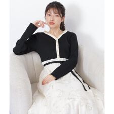 モール刺繍ドッキングニットワンピース