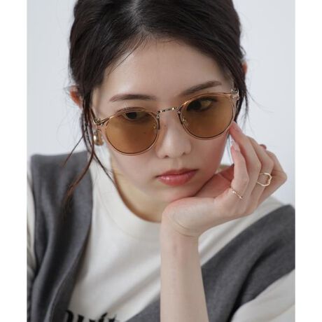 [^ԁF1315194016]J[t[ƃ^fނ̃RrTOXBRȂSñ{Xg^CvŃV[I΂Ɏg܂BUVJbg{t@bVOX͂ꂩ̋G߂1͎Ă}XgACeBP[XtȂ̂Ŏ^тm[XgXłBf̒p摜̏ꍇA̓ɂAۂ̐FƈقȂČ邱Ƃ܂BF́AiP̂̉摜QƂB