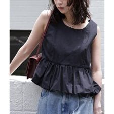 バルーンペプラムノースリブラウス