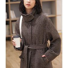 スタンドカラーミドル丈ツイードコート