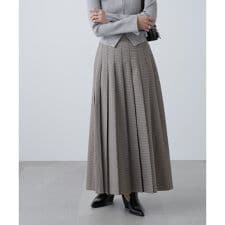 プリーツロングスカート