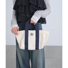 ロゴトートバッグ