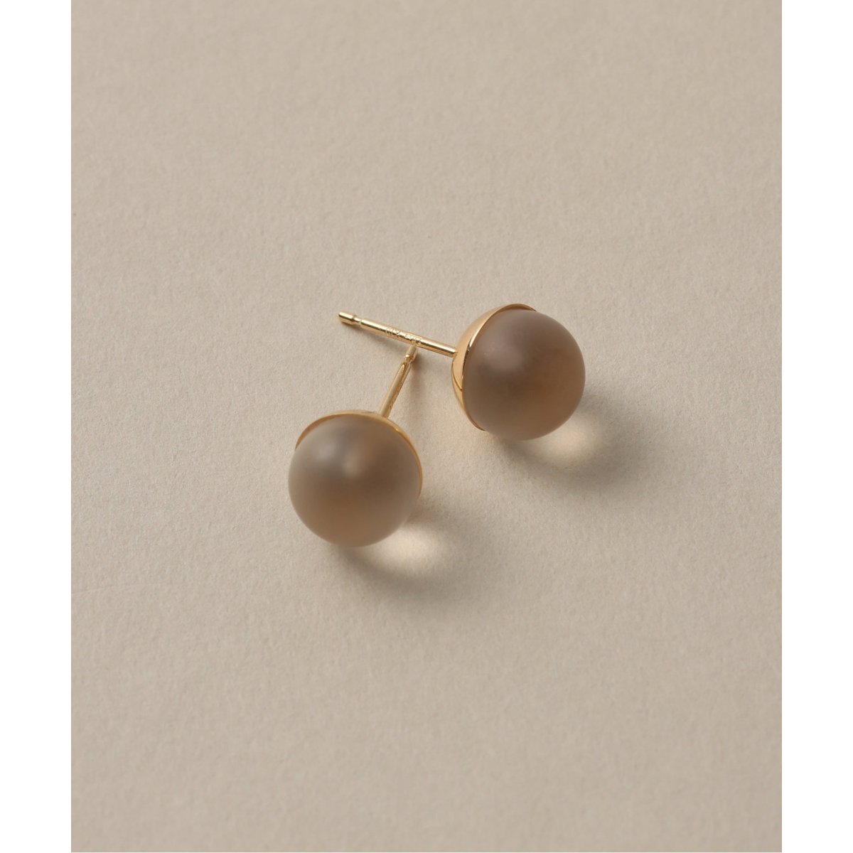 フロストクォーツ8mmカップボールピアス K10（両耳） | リラバイス