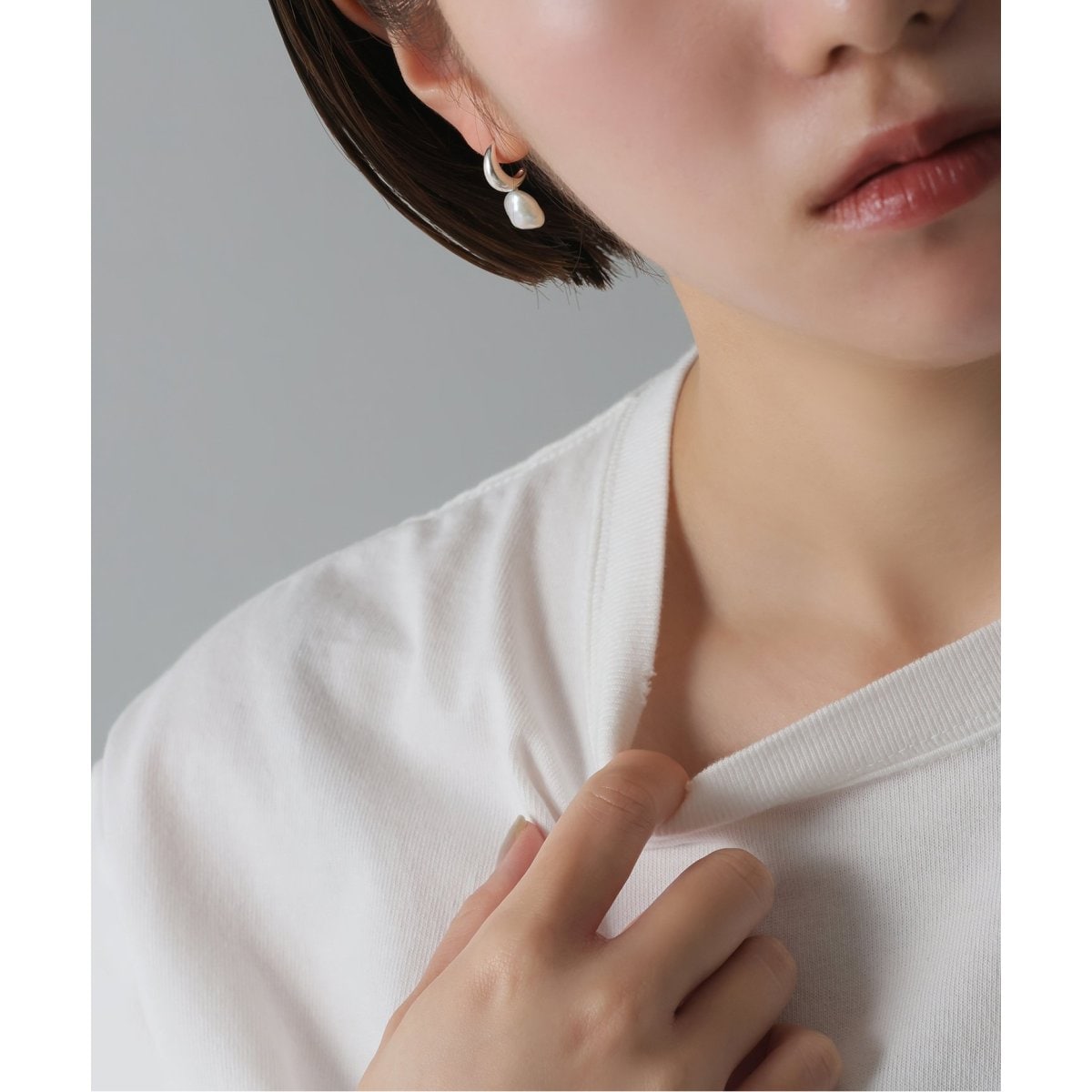 Lilas リラ パールフープピアスM K10 WEB限定》パールフープピアスM K10（両耳）（ピアス（両耳用