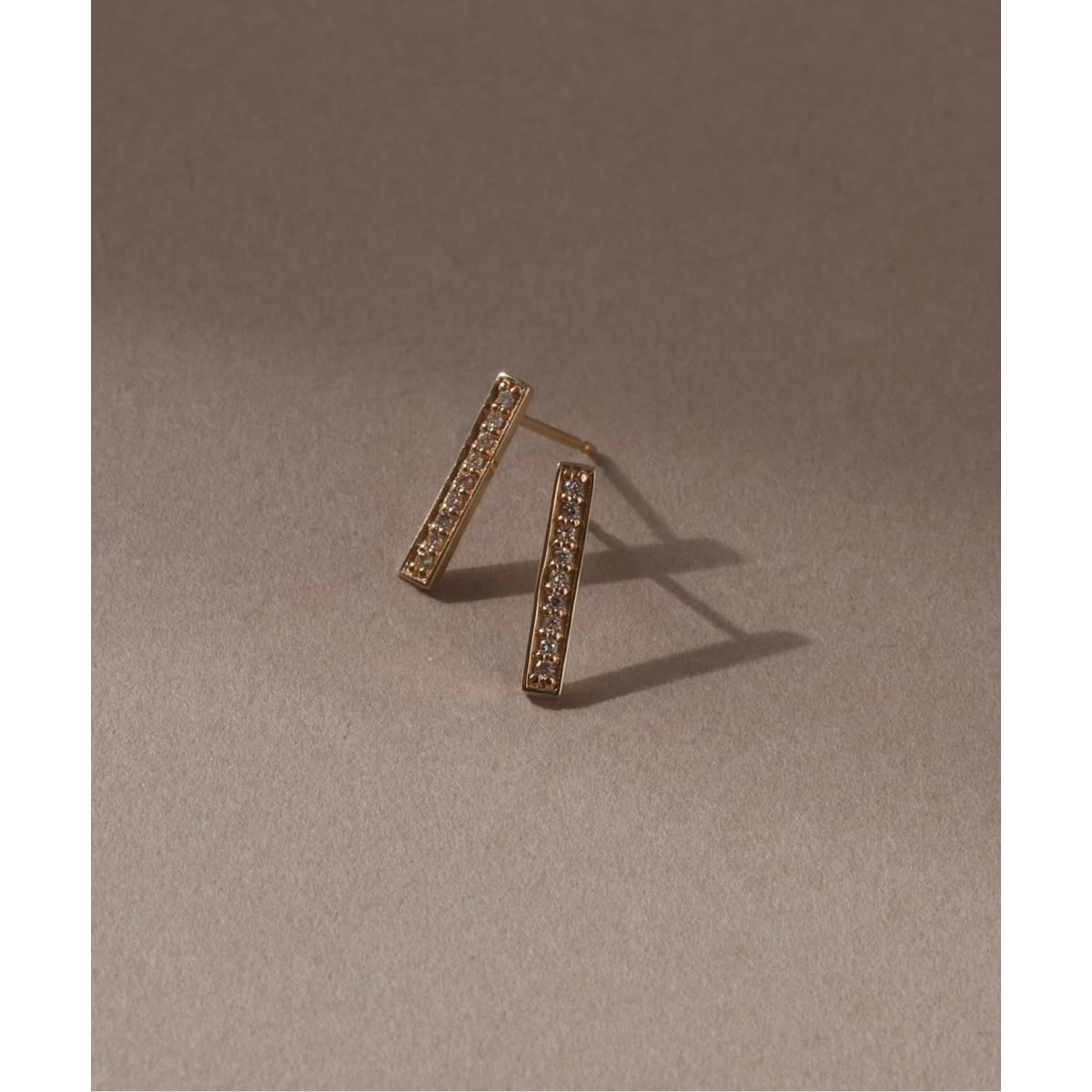 予約》ボックスダイヤ12mmバーピアス K10（両耳） | リラバイスピック