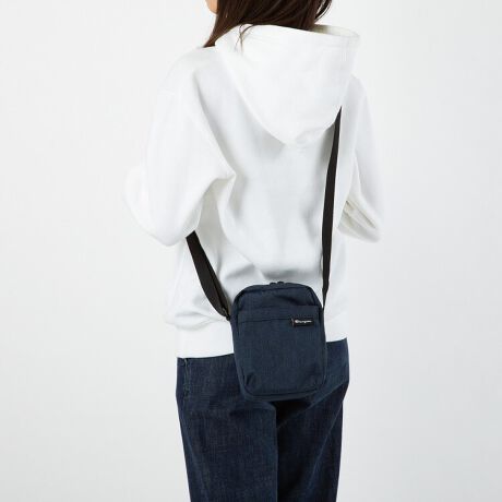 [^:68601]I[ZeBbNȃfUCŁAql܂Ŏg₷x[VbNJWAV[YufCvBVvłȂAǂȃR[fBl[gɂ}b`fUCłB|Pbg𐮗ł|PbgBX}[gtHAzȂǂdĎ[ł܂BfUC`sIȂł͂̃VvŐꂽfUCAgɂ҂BǂȃV[ł􂵂܂BjZbNXql܂ŁAʂ킸g₷X^CBƑ݂ȂłŎĂfUCłBǂȃV[ɂ݂₷Ag̗ǂufCvV_[obÓAx[VbNłȂ@\QB̕Ki^Ԃ̂ɍœKłB