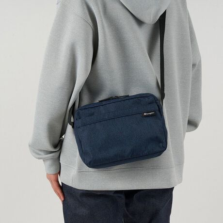 [^:68602]I[ZeBbNȃfUCŁAql܂Ŏg₷x[VbNJWAV[YufCvBVvłȂAǂȃR[fBl[gɂ}b`fUCłB|Pbg𐮗ł|PbgBX}[gtHAzȂǂdĎ[ł܂BfUC`sIȂł͂̃VvŐꂽfUCAgɂ҂BǂȃV[ł􂵂܂BjZbNXql܂ŁAʂ킸g₷X^CBƑ݂ȂłŎĂfUCłBǂȃV[ɂ݂₷Ag̗ǂufCvV_[obÓAx[VbNłȂ@\QB̕Ki^Ԃ̂ɍœKłB